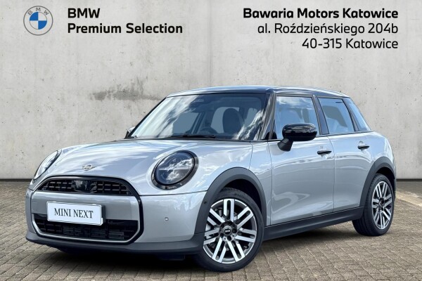 Używany MINI Cooper 2024  Srebrny