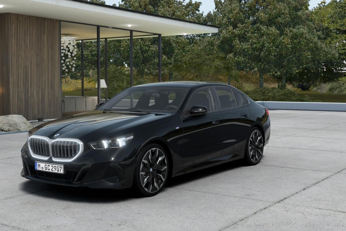 Używany BMW Seria 5 2025 G60 Czarny