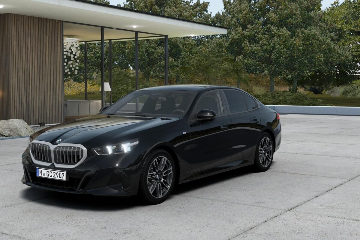 Używany BMW Seria 5 2024 G60 Czarny