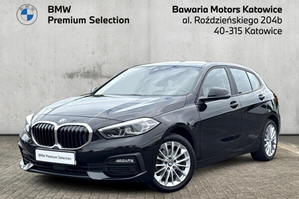 Samochód używany BMW Seria 1 2023 F40 Czarny