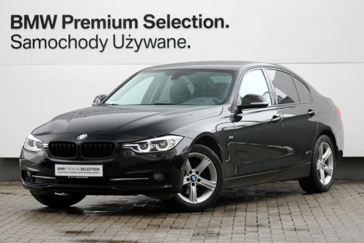 Używany BMW Seria 3 Limuzyna 2017 318 Czarny